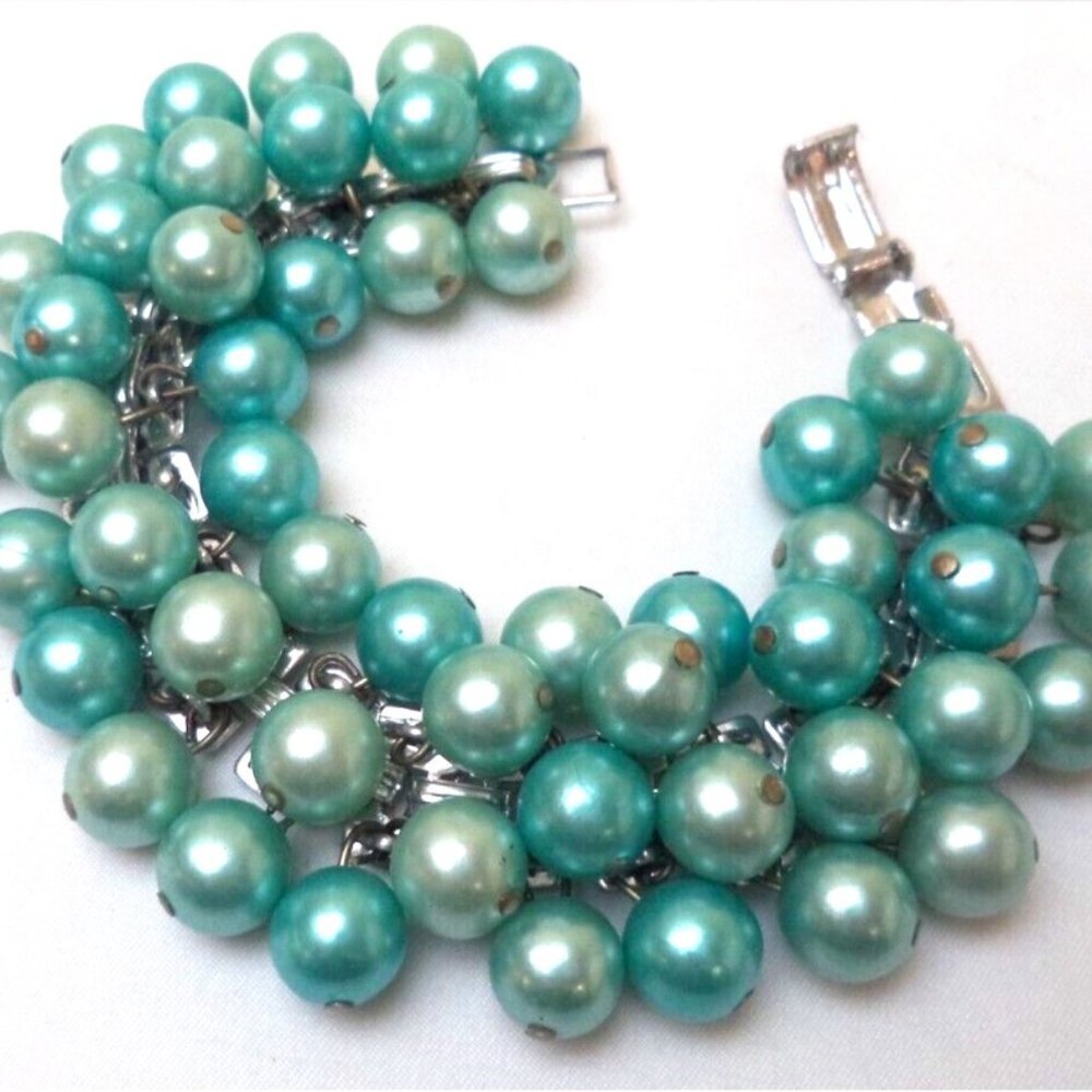 Beautiful vintage cha cha bracelet made in Japan 1960s multicolors of mints and